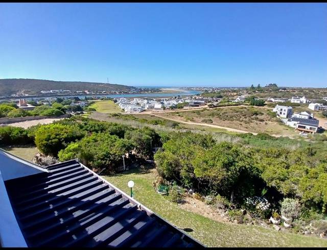2 BEDROOM APARTMENT FOR SALE IN STILBAAI-WES